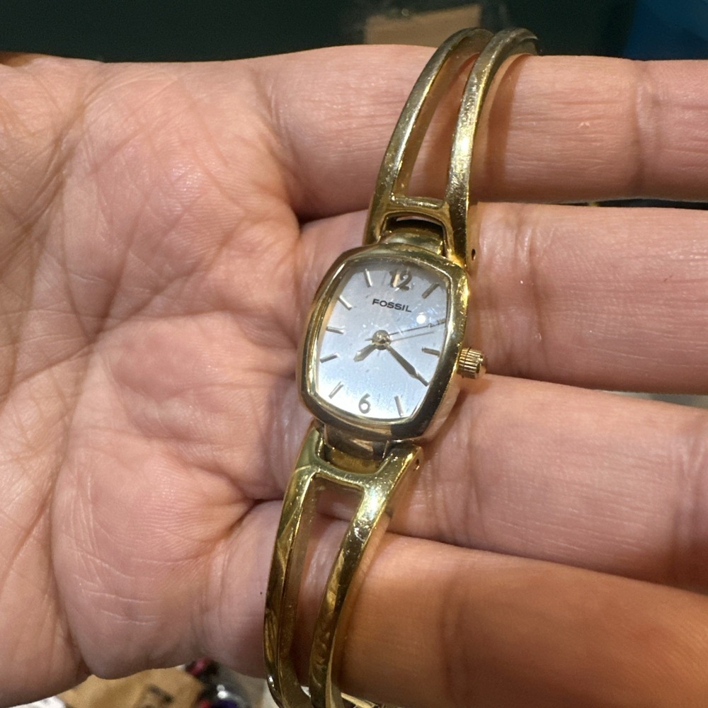 Works VTG Women's Fossil Gold Tone watch Fossil Bracelet Band 18mm Fit 6in Wrist